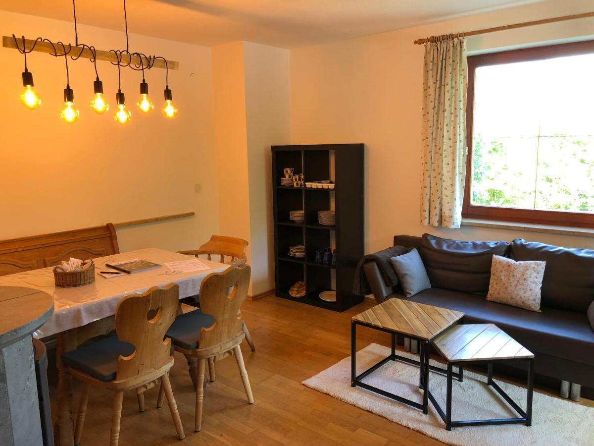 Апартаменты Ferienwohung Haus Renn Бишофсвизен Экстерьер фото